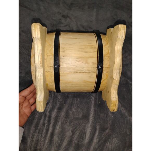 Hand Made wooden barrel piggy bankwood-burned or engraved rooster design - Picture 5 of 9